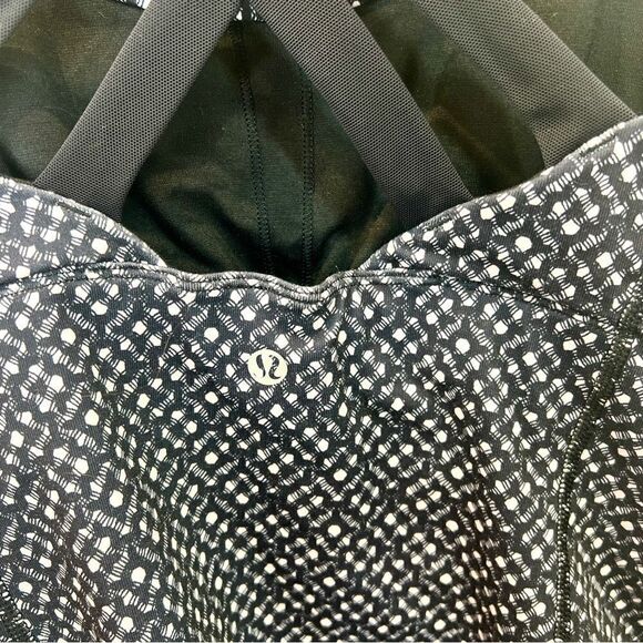 Lululemon Enhearten Millie Mesh Black White Criss Cross Tank 4 - Picture 9 of 10